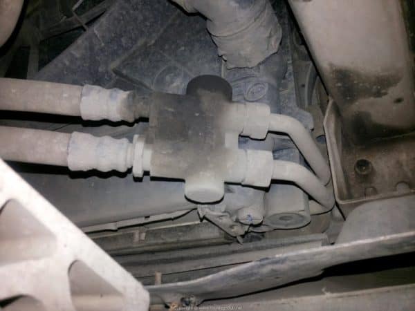 Термостат охладителя масла автоматической трансмиссии VW Touareg

